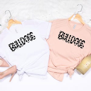Bulldogs Team Mascot Shirt: School Spirit Tee afbeelding 7