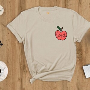 Teach Apple Pocket Shirt, Cute Teacher Gift Tee, Minimalist Apple Graphic T-Shirt, Back to School Shirt for Teachers bild 5