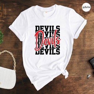 Maillot mascotte de l&#39;équipe, Maillot de l&#39;équipe des Diables, Maillot de football des Diables, T-shirt de fan des Diables, Maillot d&#39;école des Diables, Esprit d&#39;école des Diables, T-shirt de la mascotte des Diables