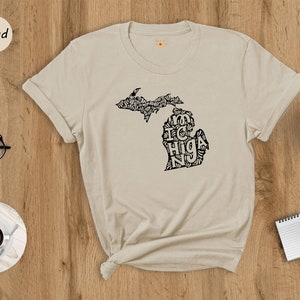Michigan State Shirts, Michigan State Map Shirt, Michigan Travel Gifts, Michigan Clothing, Michigan Sweatshirt, Michigan Apparel