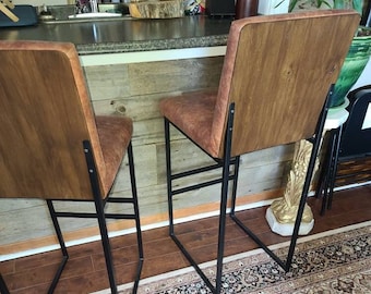 Bar stool