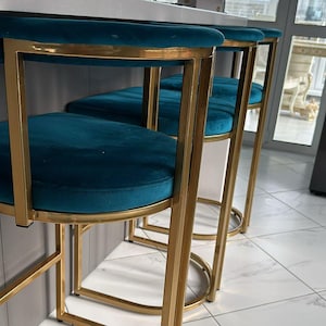 Bar stool