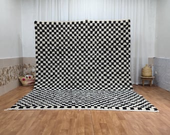 Handgefertigter Marokkanischer Checker Teppich - Schwarzer und Weißer Beni Ourain Wollteppich