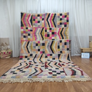 Gorgeous  Beni Ourain Rug, Moroccan Handmade Carpet, green color Rug, Berber Rug, Abstract Rug, boujad rug, Tappish Marokko. Authentic Rug