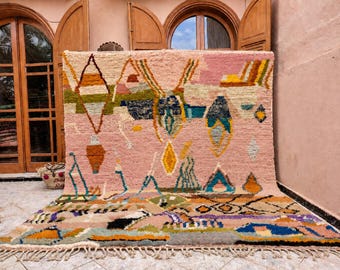 Handgewebter marokkanischer Wollteppich, benutzerdefinierte Größe Farben, künstlerisches Boho Statement Piece
