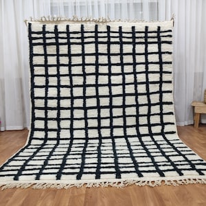 Handmade Moroccan Grid rug- Berber woolen rug- Moroccan Black and white rug- Moroccan Beni ourain rug -Checkered rug - Checkerboard rug 8x10