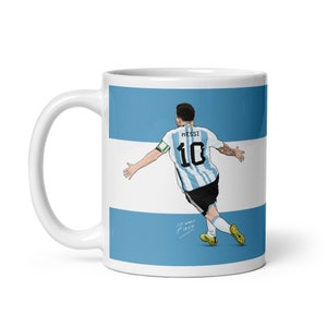 Lionel Messi 2022 Illustrated Handmade Ceramic Football Mug