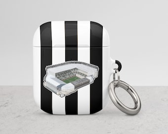 Estuche con temática de Home of Geordie para AirPods® inspirado en el fútbol