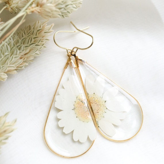 The Split Daisy Teardrop Split Flower Earrings Daisy Earrings