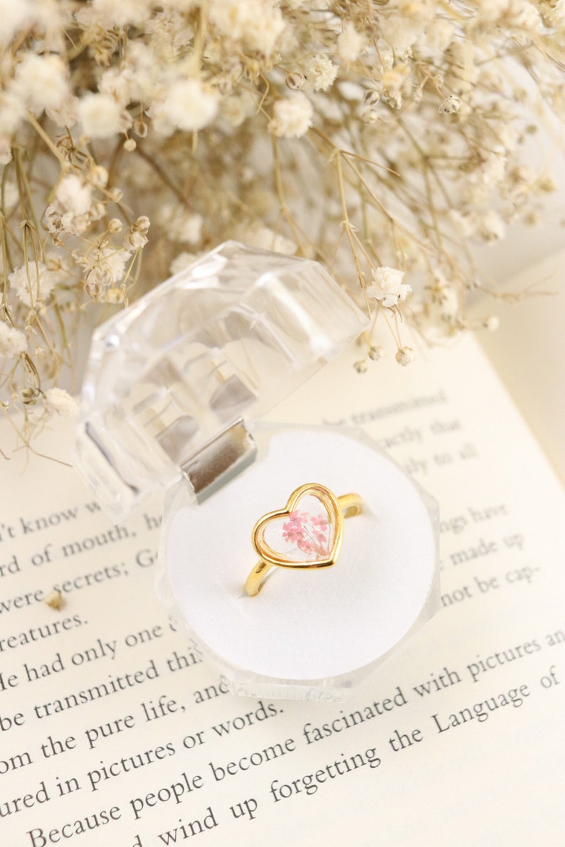 The Cora Botanical heart ring, Adjustable sterling silver ring, 24k Gold plated ring, Pink lace wildflower ring, Resin statement ring image 2