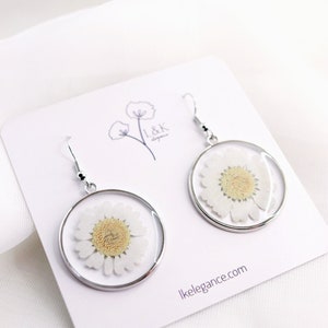White Daisy Wildflower Earrings, Real Pressed Natural Flowers, Botanical Nature Resin Dangle Earrings, Plant Lover Gift For Her image 2