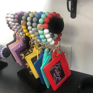Pulseras de tarjetas de crédito