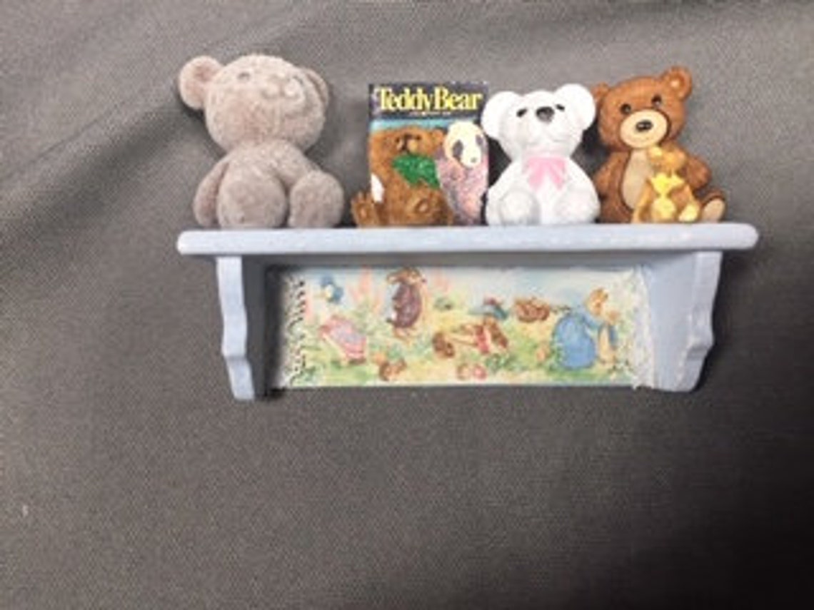 An adorable teddy bear shelf for a child's room. Dollhouse Etsy