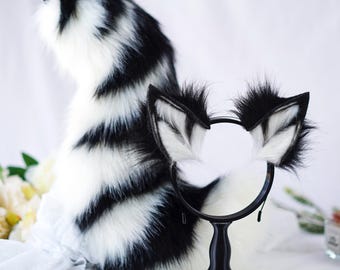 Black and White Striped Tail and Ears Set – Handmade Furry Cosplay Accessories – Realistic Faux Fur Wolf Costume Furry Convention