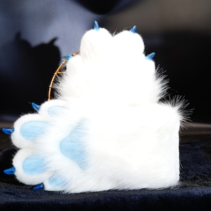 white cat paws kitty cosplay fursuit paws realistic faux fur fluffy kitten fursuit paws gloves handpaws fur paws with claws handmade costom