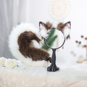 Brown Cat Ear&Tail Set, Cosplay Accessory with Unique Inner Ear Design, Kawaii Furry Costume Ears for Halloween Themed Parties