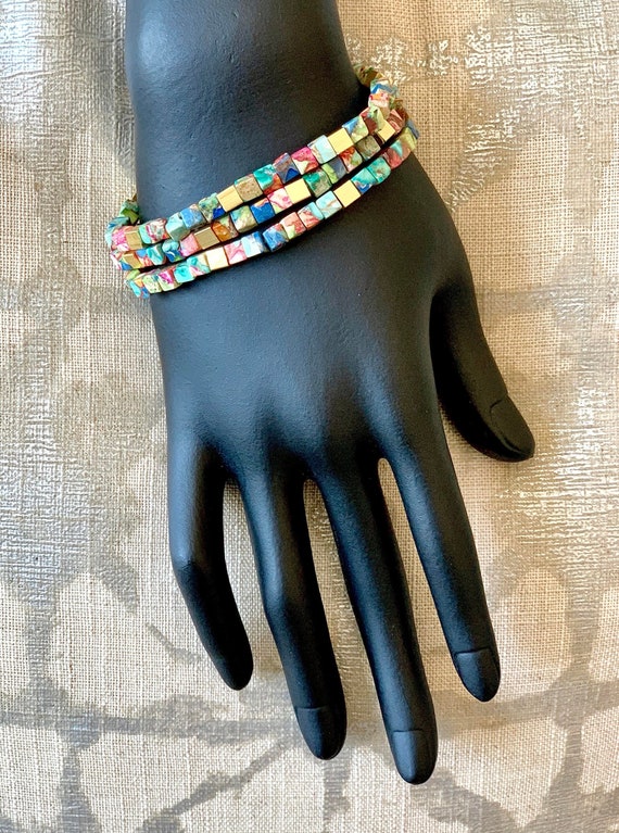 Cube bead bracelet deals