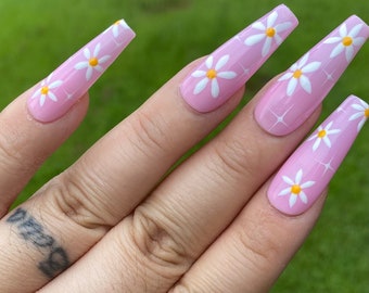 Pink daisy summer press on nails- styles in long ballerina