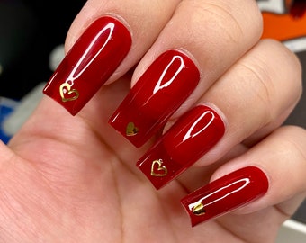 Red jelly nails gold heart accents minimalist press on nails style in medium square