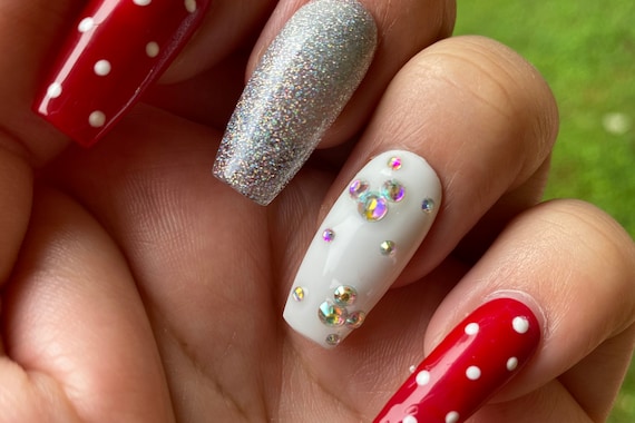 Red Nail Designs With Rhinestones  Red acrylic nails, Red christmas nails,  Red nails