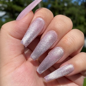Zapatillas de bailarina de terciopelo rosa transparente, uñas de cristal, esmalte de ojos de gato magnético, estilo de bailarina larga.