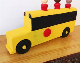 Wooden School Bus / School Bus / Montessori Toy / Toy Bus / Peg People / Peg Toys and Bus / Toddler Gift / Back to School / Small World Play