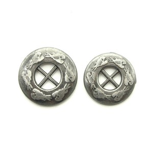 Fishy 4 hole buttons (10pcs) - 15/17mm; Pewter