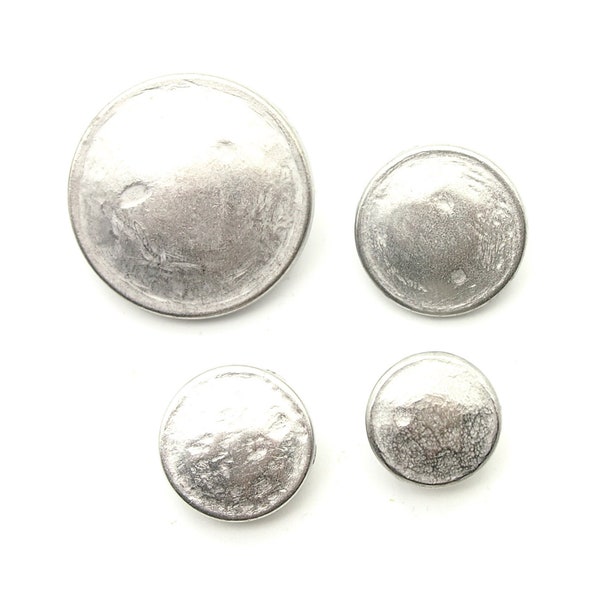 Boutons martelés en argent mat (10 pièces) - 25/20/18/15 mm