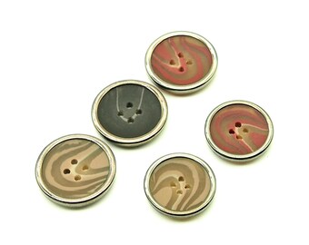 Tiger print 4 hole button (10pcs) - 22/25mm; Red/Tan/Brown