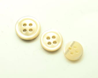 Shell buttons (10pcs) - 9/10/12mm; Ivory
