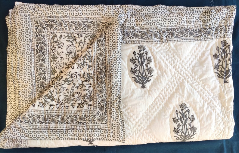 Hand Block Printed Cotton Kantha Quilt, Black White Floral Design, Reversible Jaipuri Razai with Shams, All Sizes Available image 2