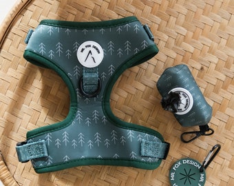 Dog Harness "Seefeld" SET with matching poop bag holder. Adjustable everyday chest harness for pets in dark green forest print.
