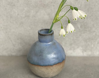 Petit vase boule, en céramique. 10 centimètres. Vase, boule, vase à fleurs