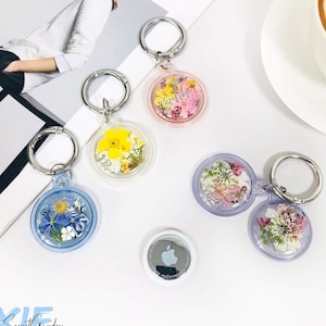 Echte gepresste Blume klare wasserdichte Airtag-Etui mit individuellem Namen für Haustierhalsband, Schlüsselanhänger, Rucksack, Gepäck, Brieftasche, Geschenk für Blumenliebhaber
