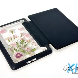 August - Gladiolus Birth Pressed Flower case for Kindle Colorsoft, Paperwhite 12th 11th 10th gen, Kindle 2024 2022 6'',Oasis 10th gen 2019 image 6