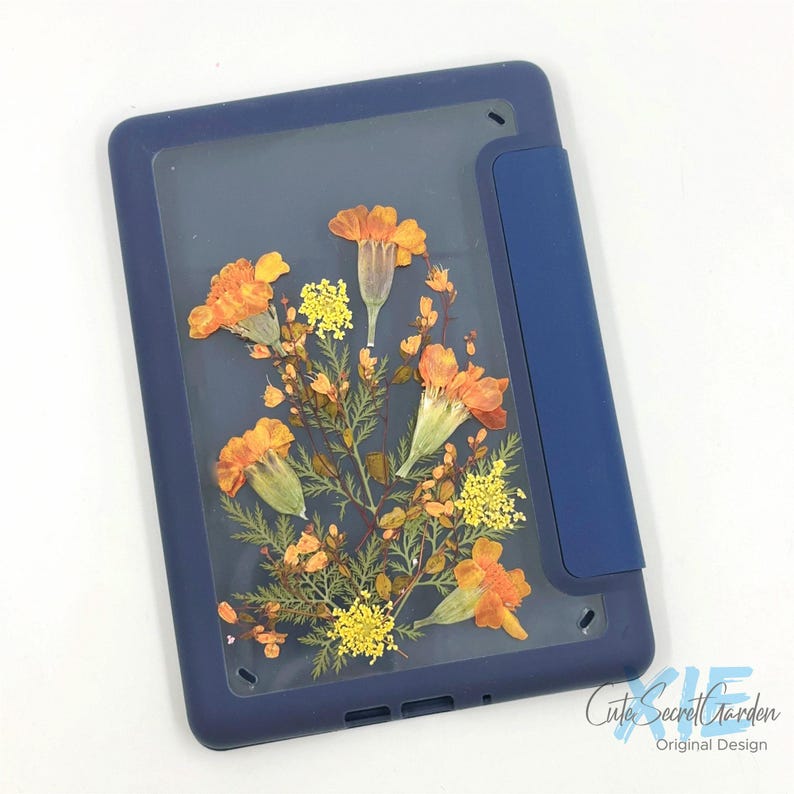 October - Marigold Birth Pressed Flower Case for Kindle Colorsoft ...