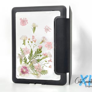 August - Gladiolus Birth Pressed Flower case for Kindle Colorsoft, Paperwhite 12th 11th 10th gen, Kindle 2024 2022 6'',Oasis 10th gen 2019 image 4