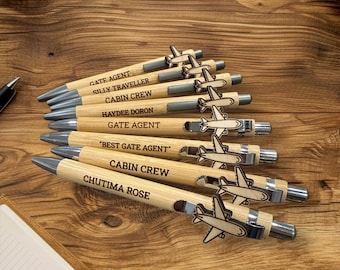 Bolígrafo de bambú con grabado láser de avión: Regalo de viaje de aviación personalizado II Bolígrafo de bambú de aviación personalizado II Amante de los viajes* Bolígrafo de bambú ligero