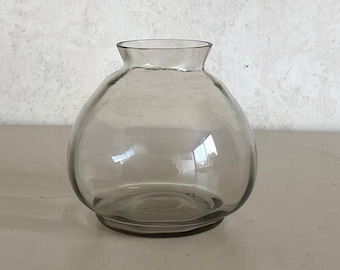Leerdam Glass - mouth blown - very fine glassware - vase - vintage