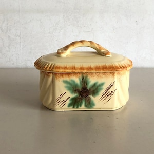 Elsterwerda Ceramics - Lidded bowl - Germany / East Germany - hand painted