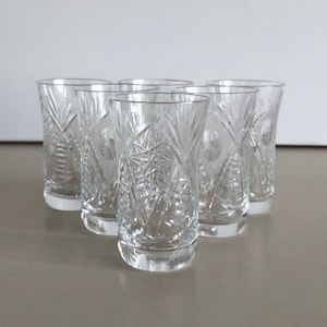 6 crystal glasses - lemonade / port / drinks glasses - engraved glass