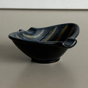 Ashtray / bowl - ceramic - handmade - design - numbered 1320