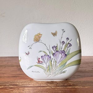 Vase / flower vase - Hutschenreuther - Ole Winther - porcelain - decoration with butterflies and flowers