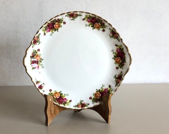 Royal Albert - Old Country Roses - dish - pastry dish - roses - vintage - porcelain