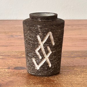 Vase - Chanoir vase - Westraven Utrecht - vintage - handmade - ceramic - design Leendert Blok