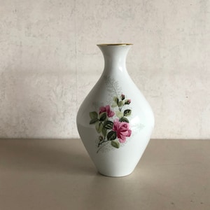 Retro Bavaria Jaeger & Co - PMR vase Germany - porcelain - with décor of roses