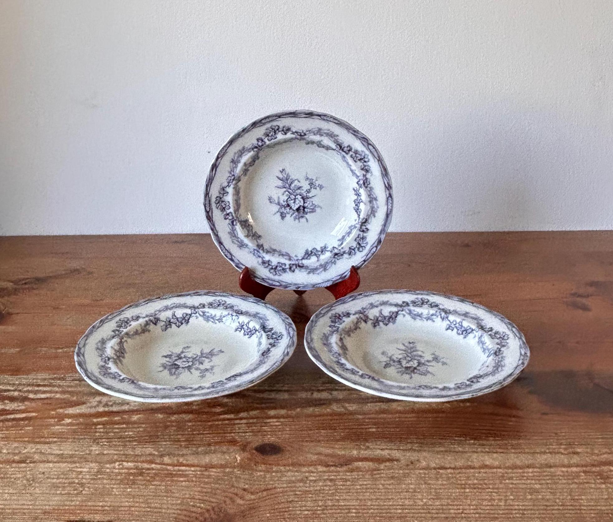 3 枚のプレート / 深皿 - コンコルディア - アンティーク - 花の装飾