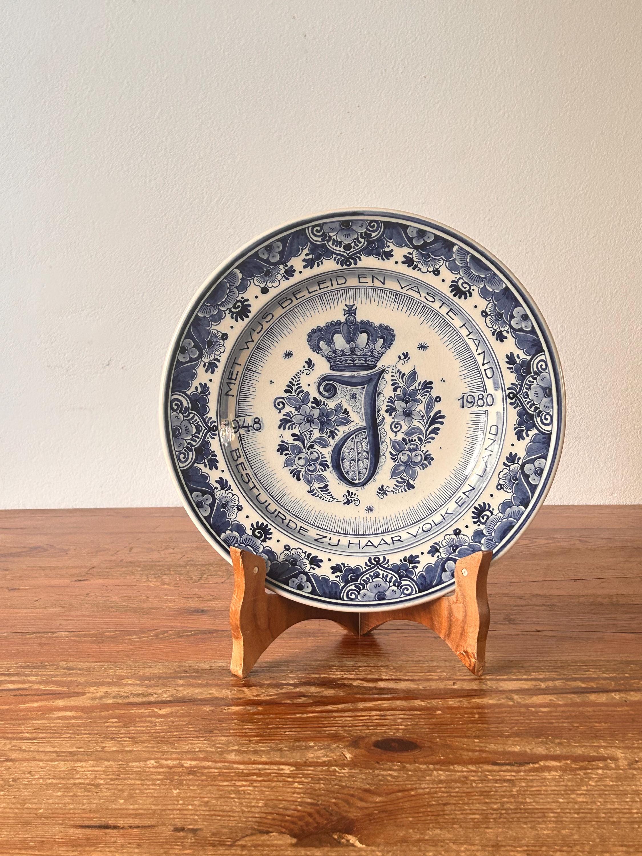 Wall Plate / Memorial Plate - Zenith Gouda - Juliana 1948 / 1980