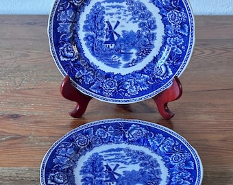 2 Plates / Decorative Plates - Arabia - Made in Finland - Decor