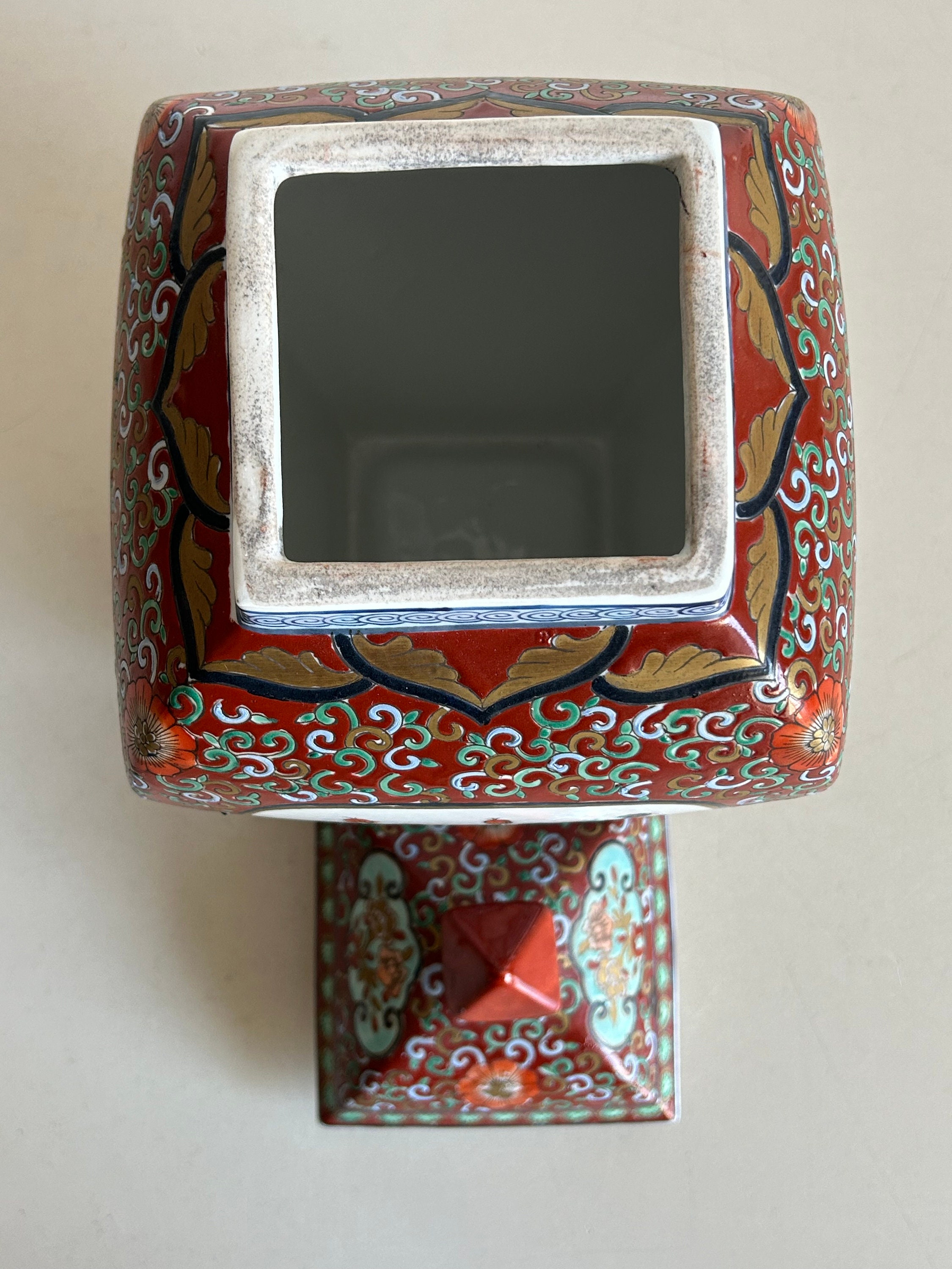 カバー付き花瓶 / 骨壷 - 磁器 - 中国 - 手描き - 花の装飾 - Etsy 日本
